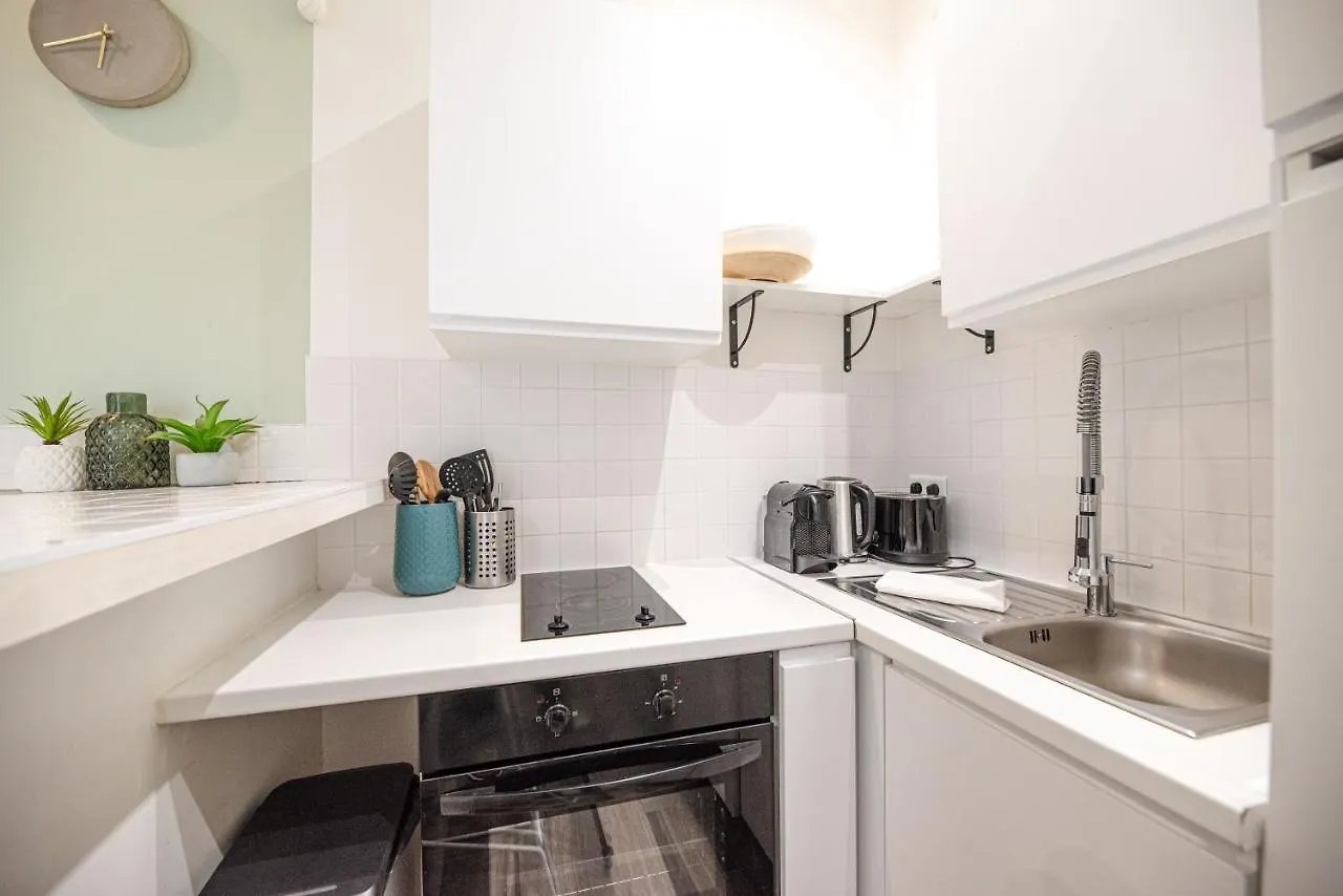Lovely Home In Paris Center - Ac 0*,  Francia